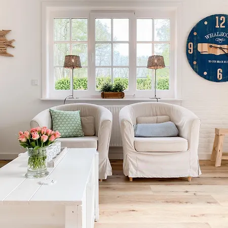 Strand Cottage