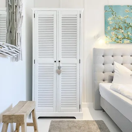 Strand Cottage Feriehus